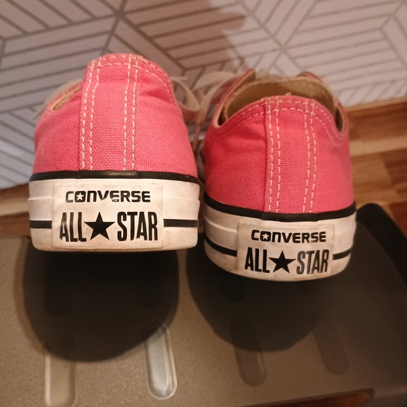 Converse Chuck Taylor All Star Pink Low Top Sneakers Women's 6.5 Canvas - Picture 3 of 7